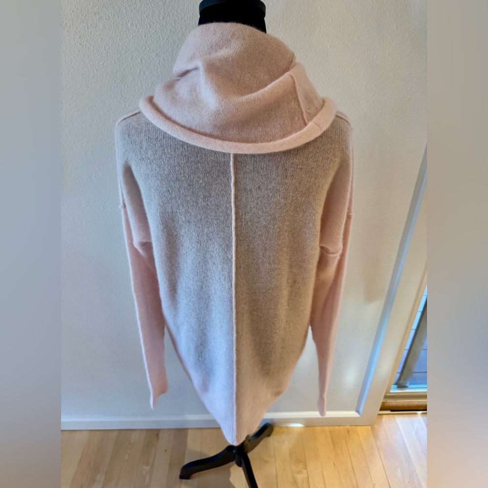 Max Studio soft pink cashmere sweater M - Picture 3 of 8
